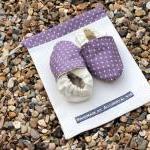 Baby booties, Purple spots ..