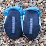 Baby booties, blue flowers ..
