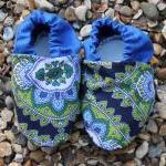 Baby booties, jasmine paisl..