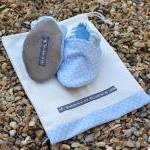 Baby booties, Baby blue min..