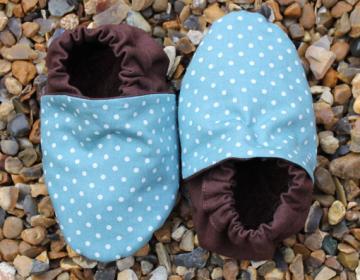 Baby booties, Aqua mini spots 3-9 months
